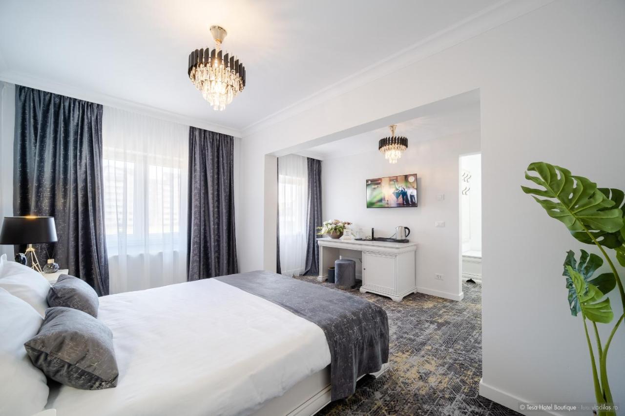 Tesa Boutique Hotel Targu Neamt Eksteriør bilde